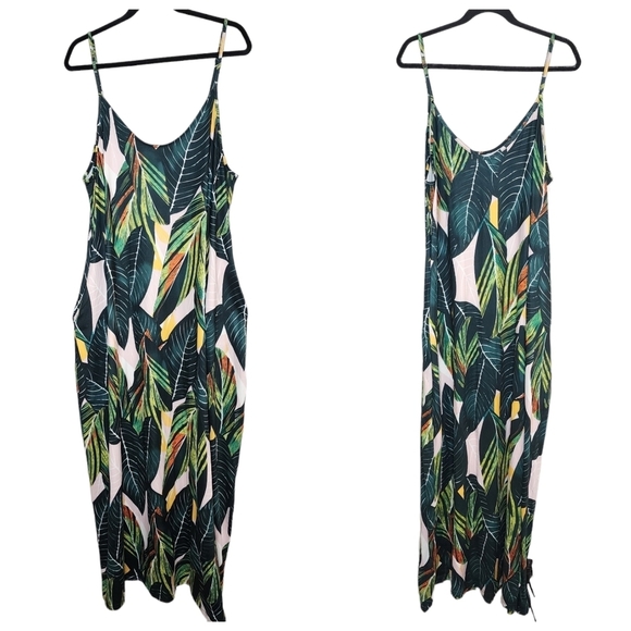 Ours XXL women's tropical maxi dress. Pockets. Soft, comfy, stretchy. - Picture 9 of 13